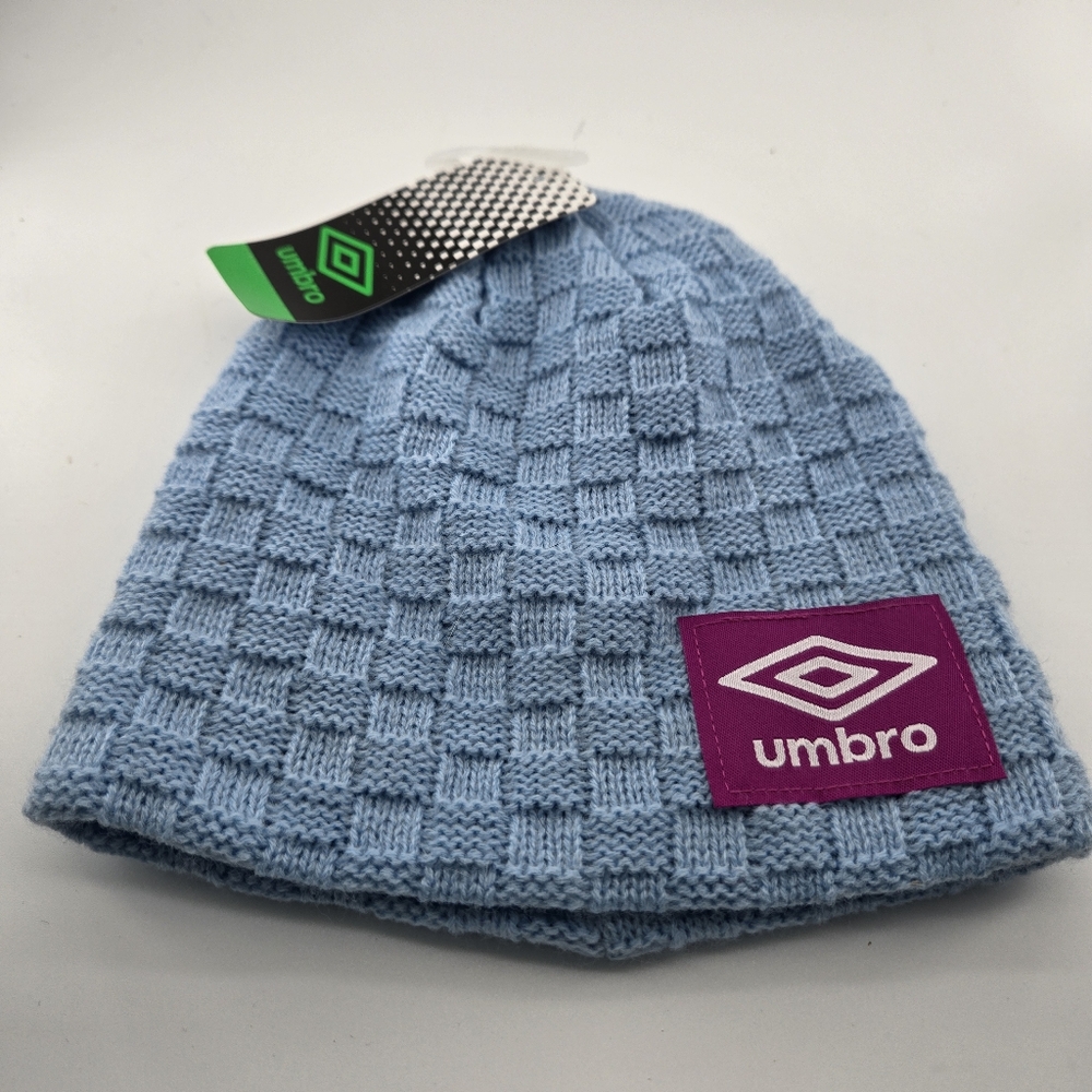 Umbro Girls' Heritage Youth Knit Skully Beanie-Light Blue-One Size Fits All NWT
